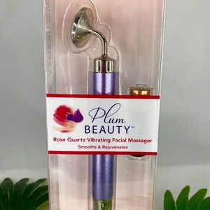 Clio Beauty Rose Quartz Vibrating Facial Massager